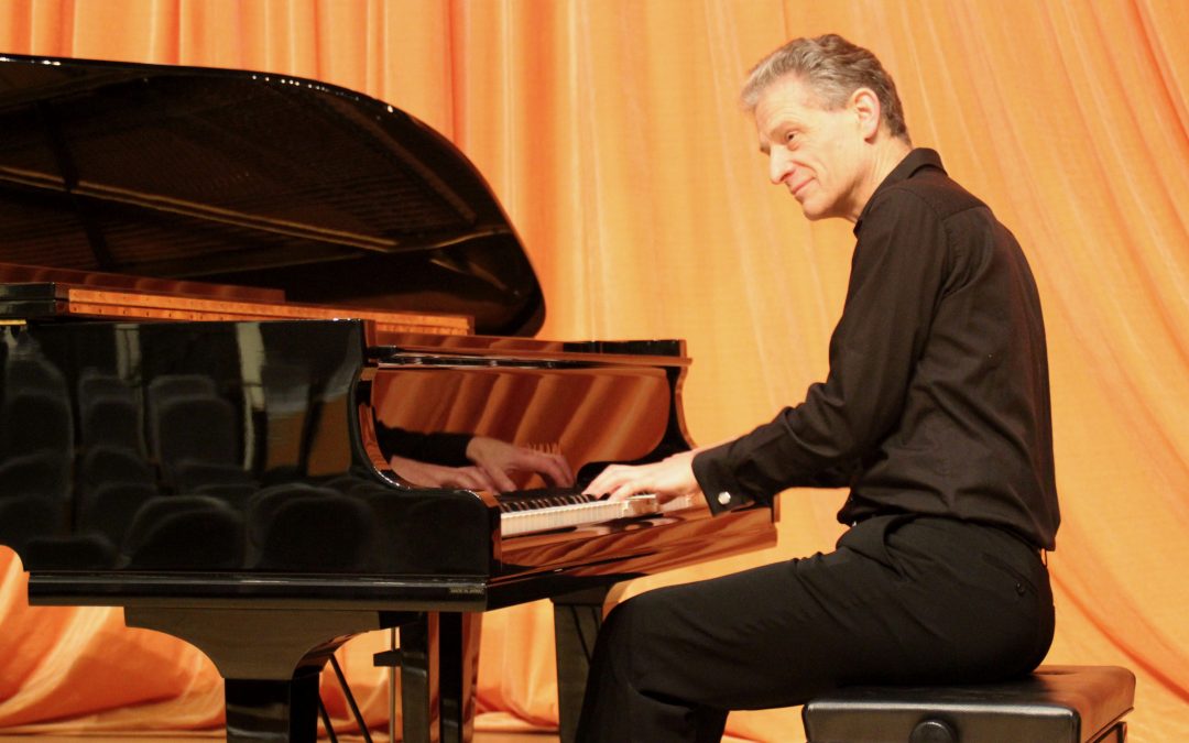 World Class Pianist Dr Julian Hellaby performs at Burnley Campus – FREE Tickets!